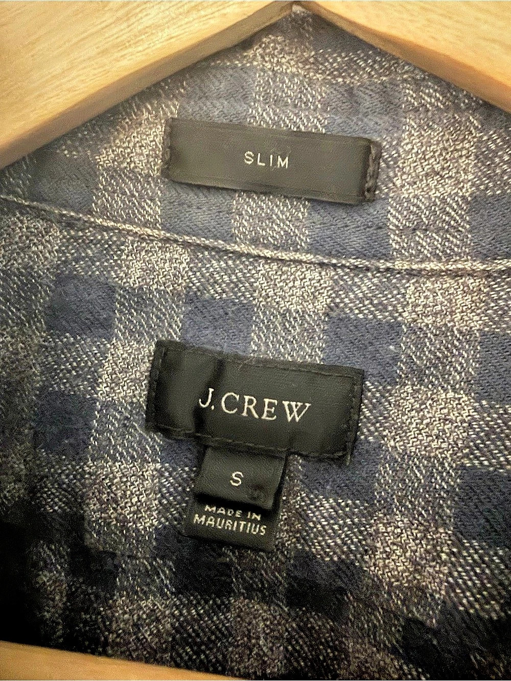 J.Crew Slim Plaid Button Down in Blue & Gray Size Small - Picture 2 of 2